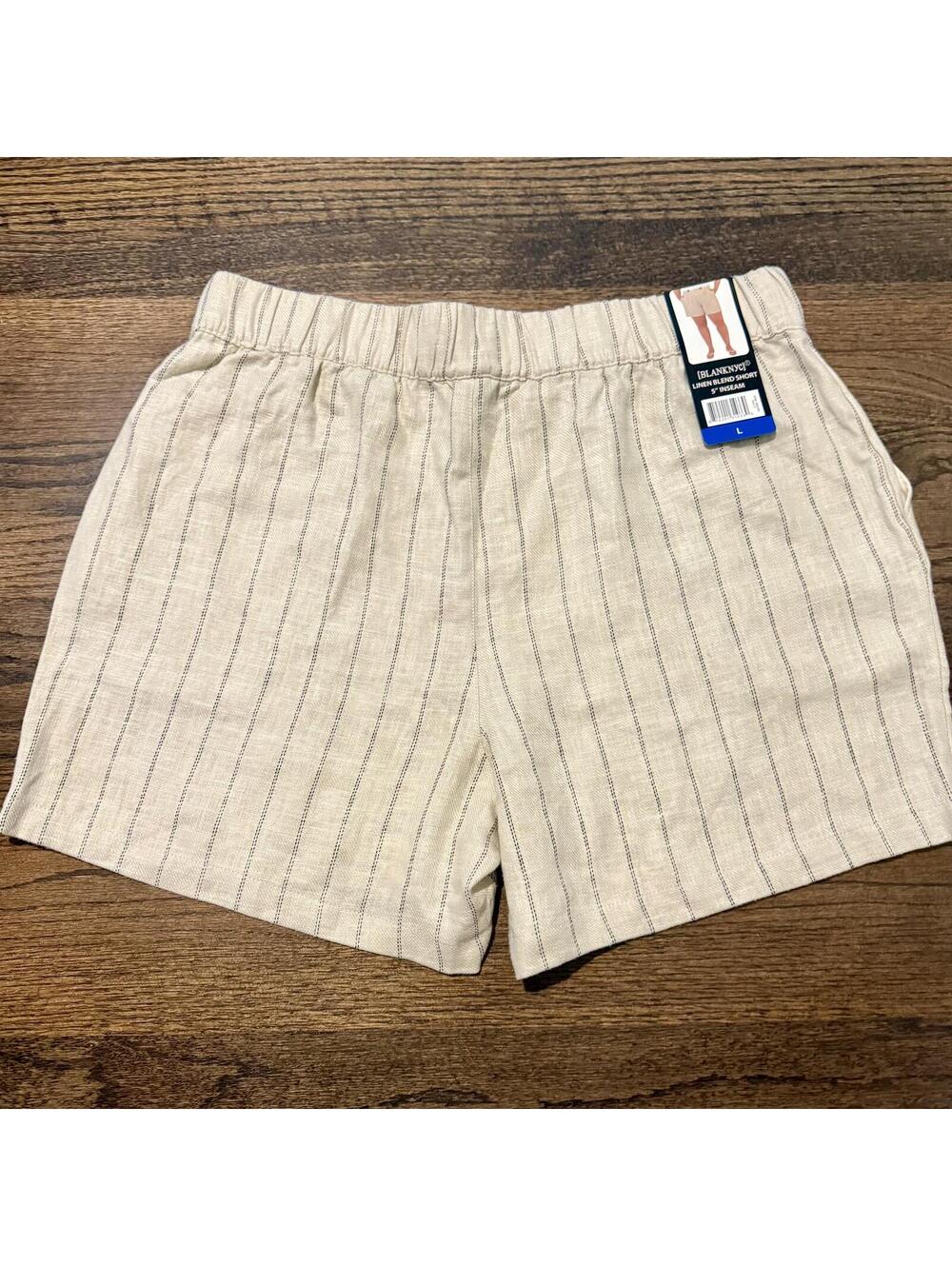 NWT BLANKNYC Cream Linen Blend 5" Inseam Women's Shorts Size Large